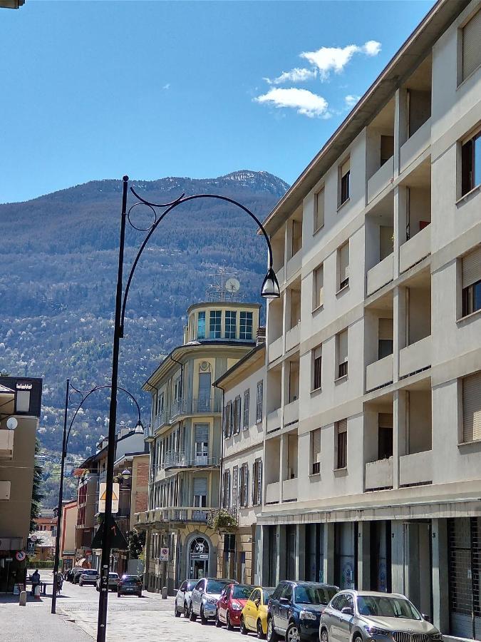 La Casa Del Birraio Apartment Сондрио Екстериор снимка
